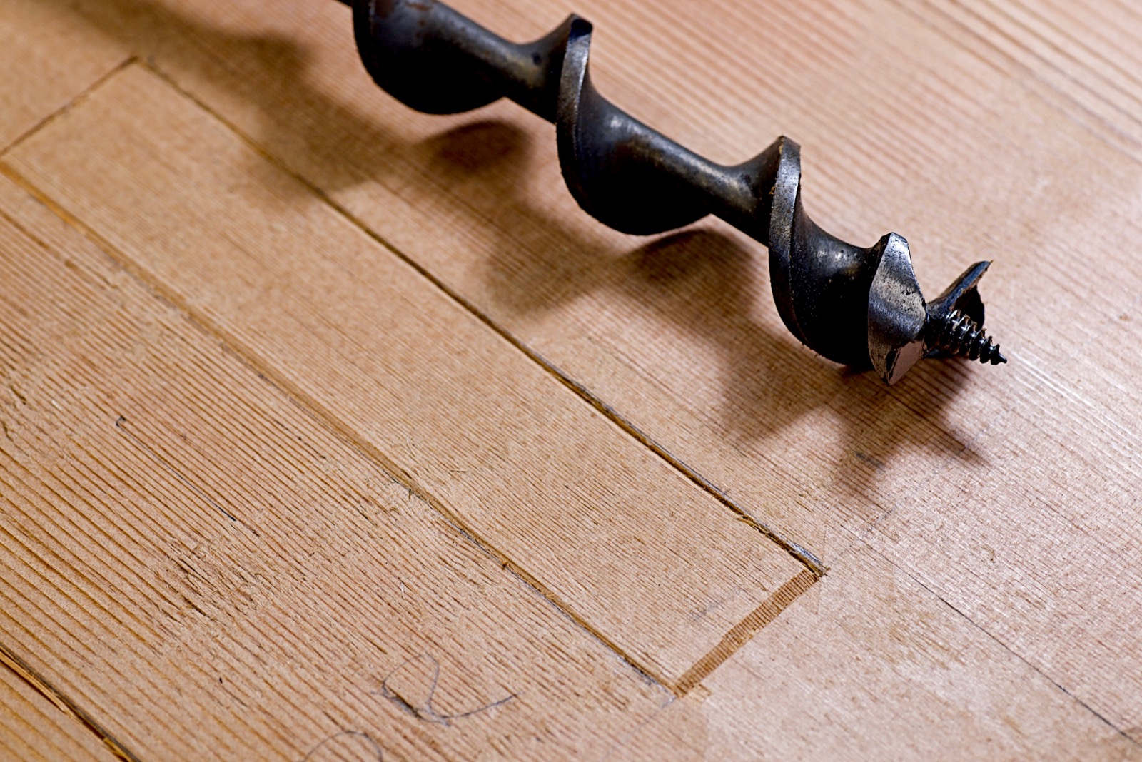 A bit next to the defined mortise