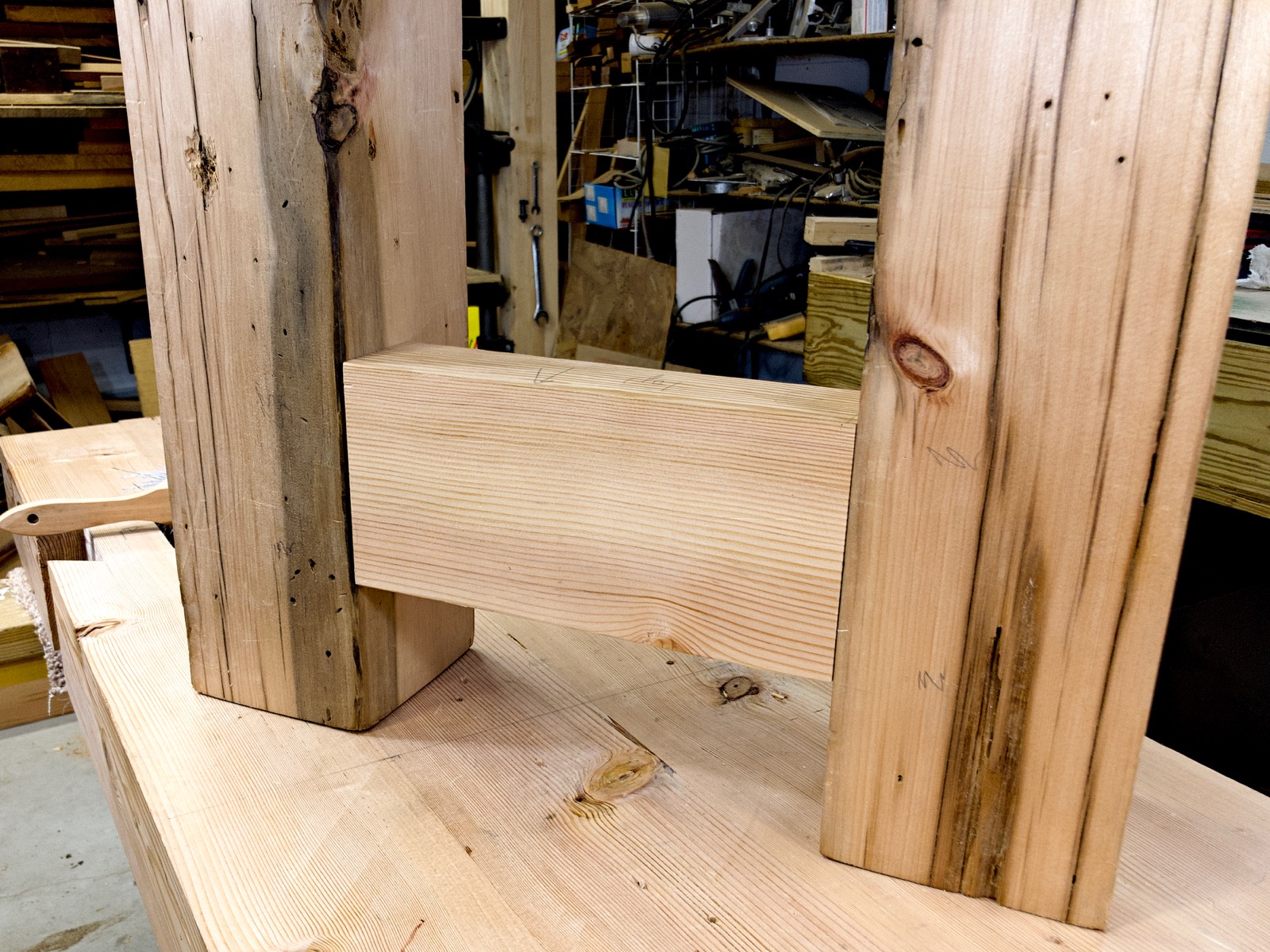 A stretcher in two legs.